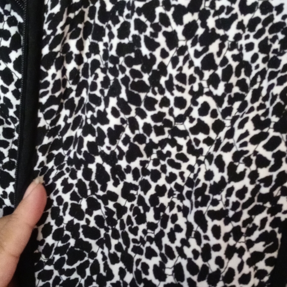 R.Q.T Black and White Blazer/Jacket - Picture 4 of 5